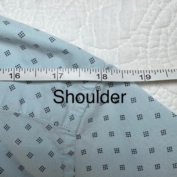 J. Crew Men’s Classic Fit Short Sleeve Shirt Light Blue Size M - Picture 4 of 10